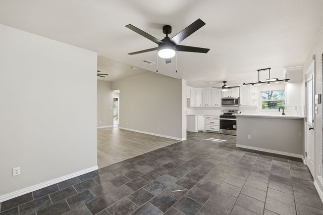 8875 Fm 2450, Sanger, TX 76266