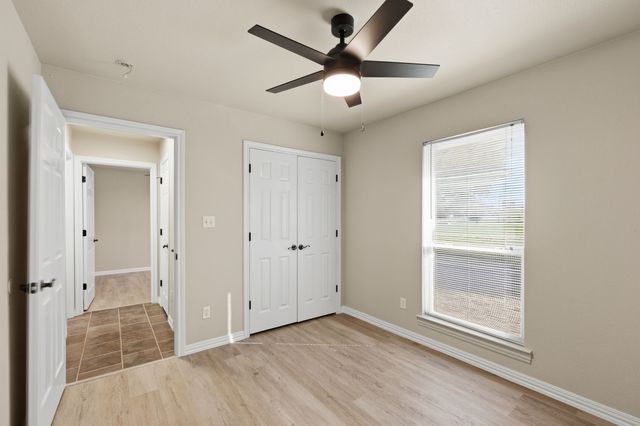 8875 Fm 2450, Sanger, TX 76266