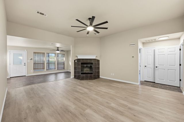 8875 Fm 2450, Sanger, TX 76266