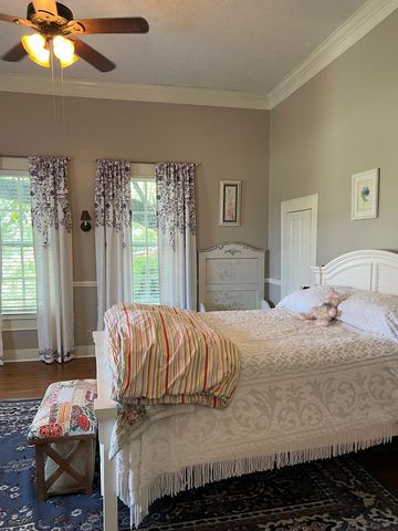 720 S Main Street, Headland, AL 36345
