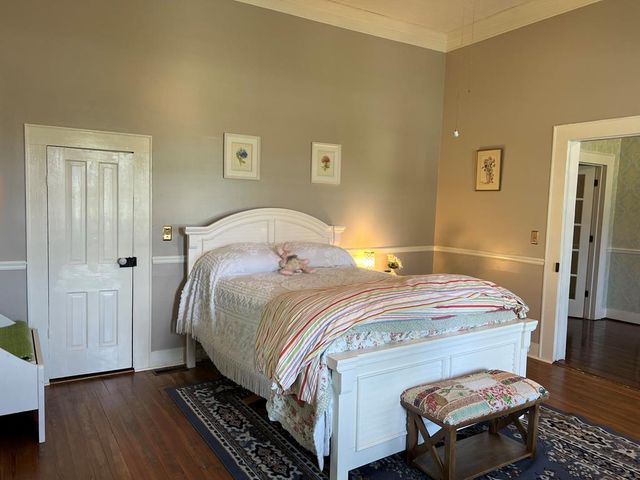 720 S Main Street, Headland, AL 36345