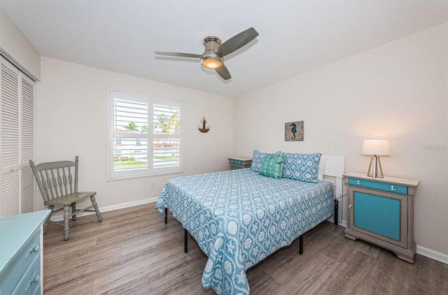 6107 MIRADA CIRCLE, St Petersburg, FL 33715