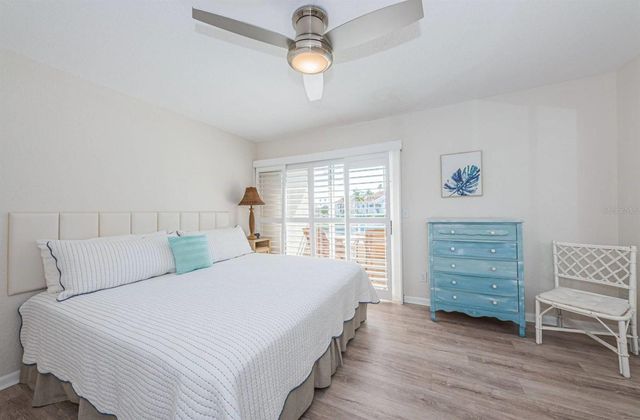 6107 MIRADA CIRCLE, St Petersburg, FL 33715