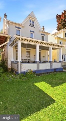 507 WALNUT ST, Catasauqua, PA 18032