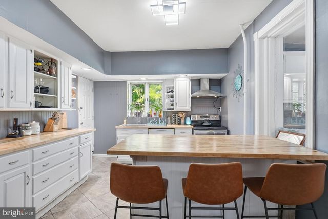 507 WALNUT ST, Catasauqua, PA 18032