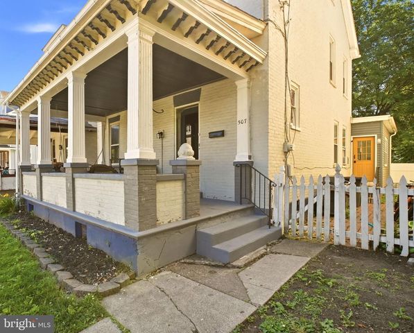 507 WALNUT ST, Catasauqua, PA 18032