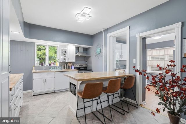 507 WALNUT ST, Catasauqua, PA 18032