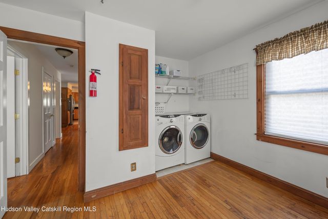 11 Presidential Drive, Kinderhook, NY 12106