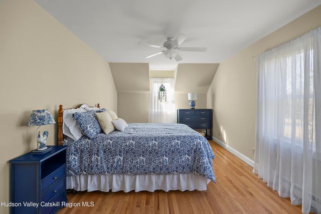 11 Presidential Drive, Kinderhook, NY 12106