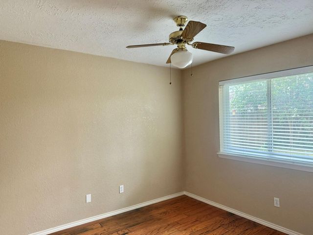 10107 Hollow Canyon Drive, Sugar Land, TX 77498