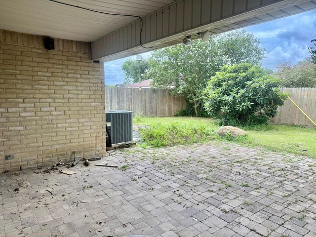 10107 Hollow Canyon Drive, Sugar Land, TX 77498