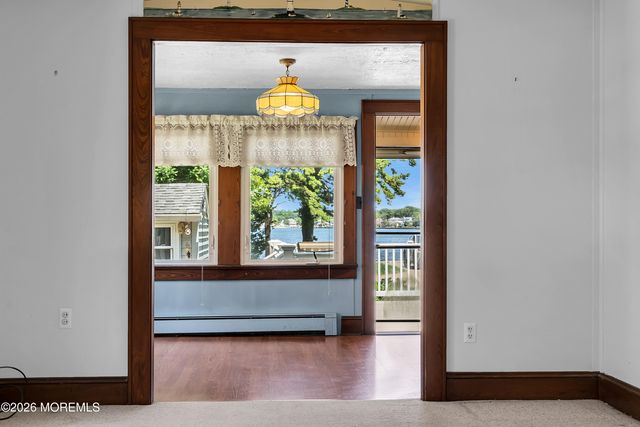 906 Lincoln Avenue, Pine Beach, NJ 08741