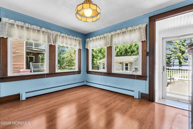 906 Lincoln Avenue, Pine Beach, NJ 08741