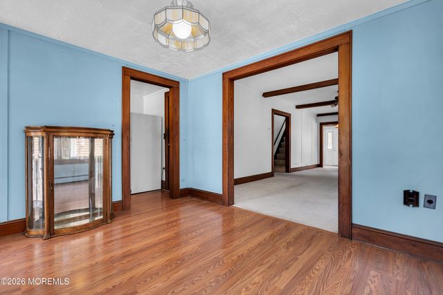 906 Lincoln Avenue, Pine Beach, NJ 08741