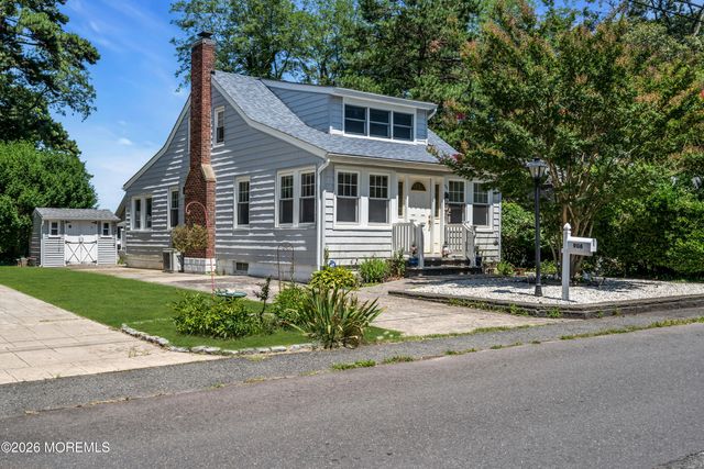 906 Lincoln Avenue, Pine Beach, NJ 08741