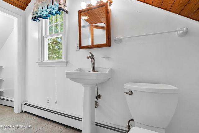 906 Lincoln Avenue, Pine Beach, NJ 08741