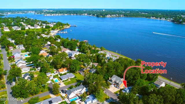 906 Lincoln Avenue, Pine Beach, NJ 08741