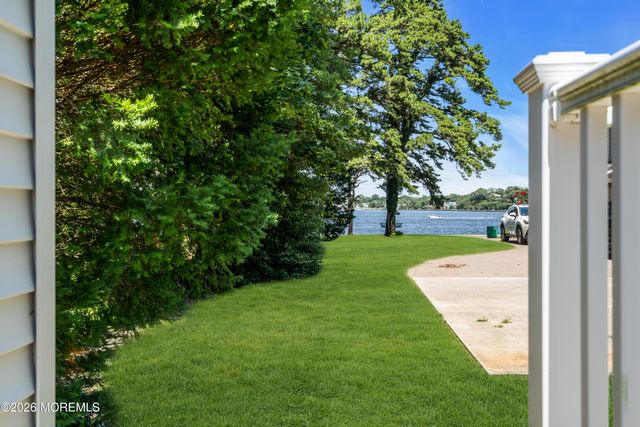 906 Lincoln Avenue, Pine Beach, NJ 08741