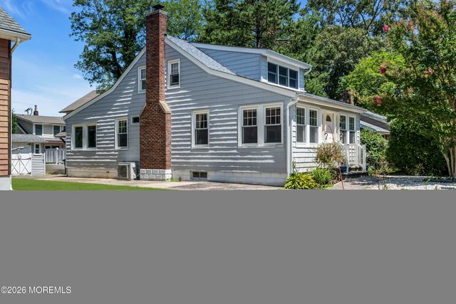 906 Lincoln Avenue, Pine Beach, NJ 08741