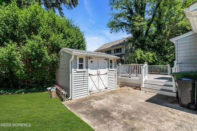 906 Lincoln Avenue, Pine Beach, NJ 08741