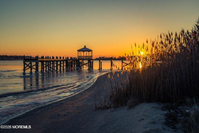 906 Lincoln Avenue, Pine Beach, NJ 08741