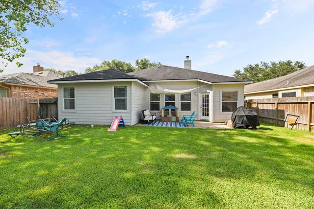 32018 Anne Lane, Pinehurst, TX 77362