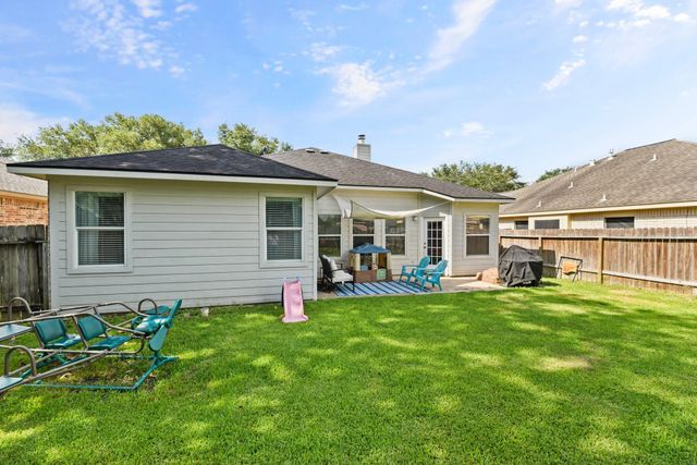 32018 Anne Lane, Pinehurst, TX 77362