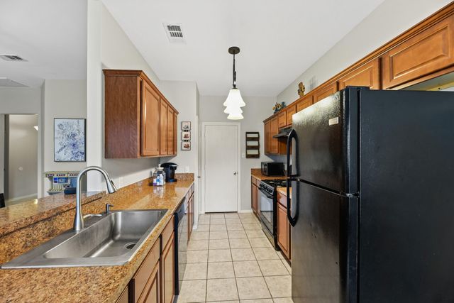 32018 Anne Lane, Pinehurst, TX 77362