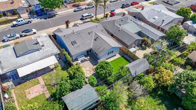 948 Anna Street, San Mateo, CA 94401
