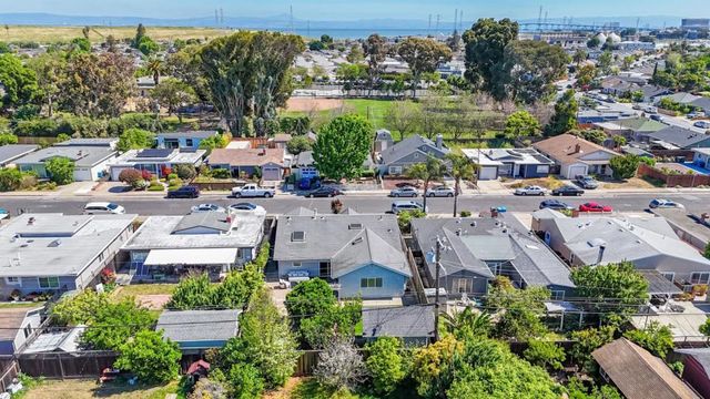 948 Anna Street, San Mateo, CA 94401