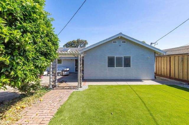 948 Anna Street, San Mateo, CA 94401