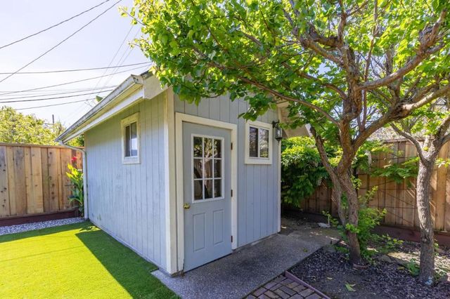 948 Anna Street, San Mateo, CA 94401