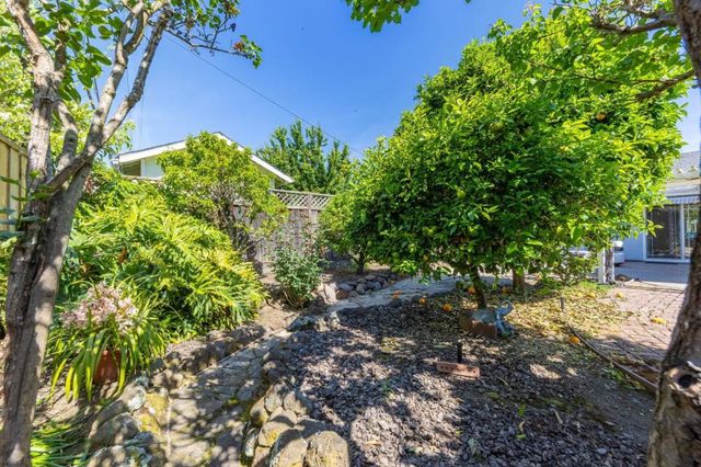 948 Anna Street, San Mateo, CA 94401