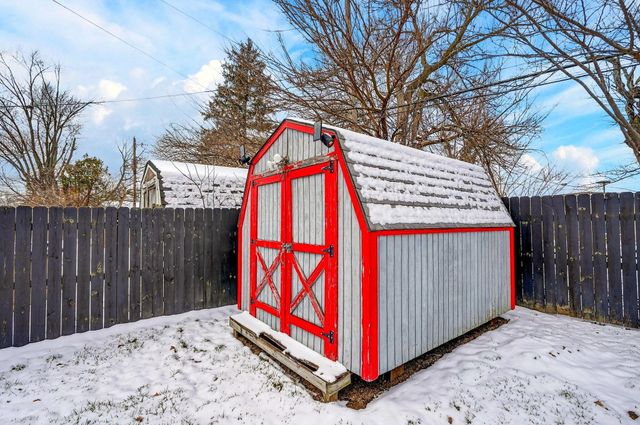 912 Maurine Drive, Columbus, OH 43228