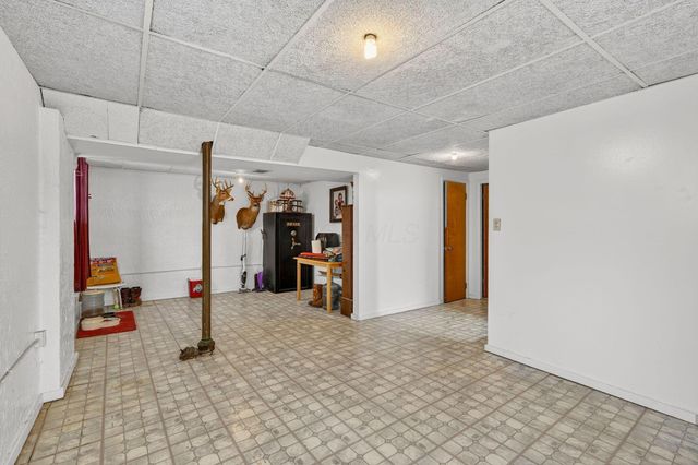 912 Maurine Drive, Columbus, OH 43228