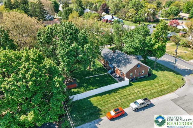 1445 Springhouse Road, South Whitehall Twp, PA 18104