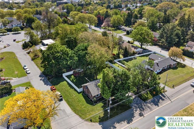 1445 Springhouse Road, South Whitehall Twp, PA 18104