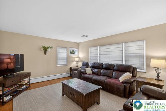 1445 Springhouse Road, South Whitehall Twp, PA 18104