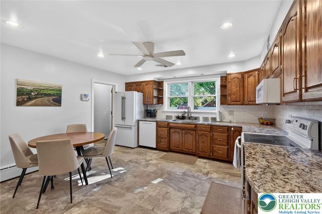 1445 Springhouse Road, South Whitehall Twp, PA 18104