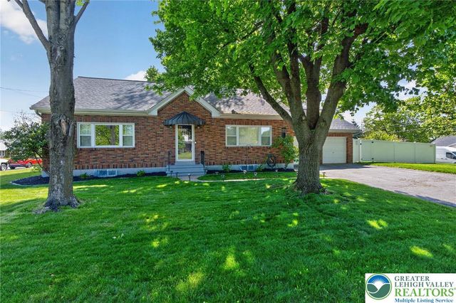 1445 Springhouse Road, South Whitehall Twp, PA 18104