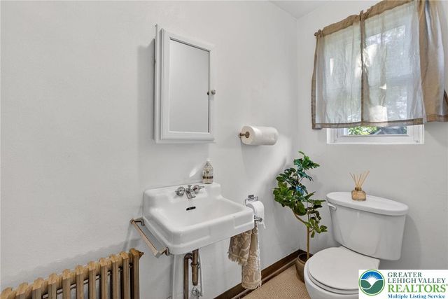 1445 Springhouse Road, South Whitehall Twp, PA 18104