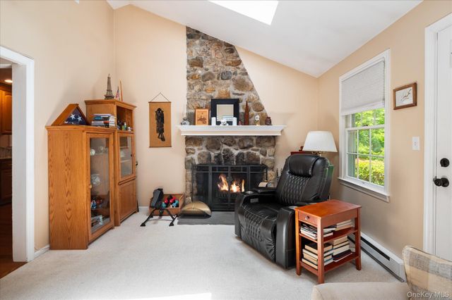 12 Lakeview Drive, Yorktown Heights, NY 10598