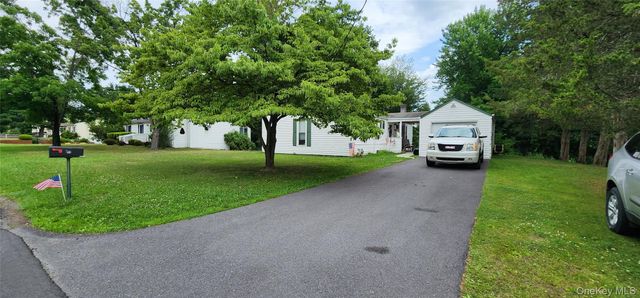 48 Gleason Boulevard, Pleasant Valley, NY 12569