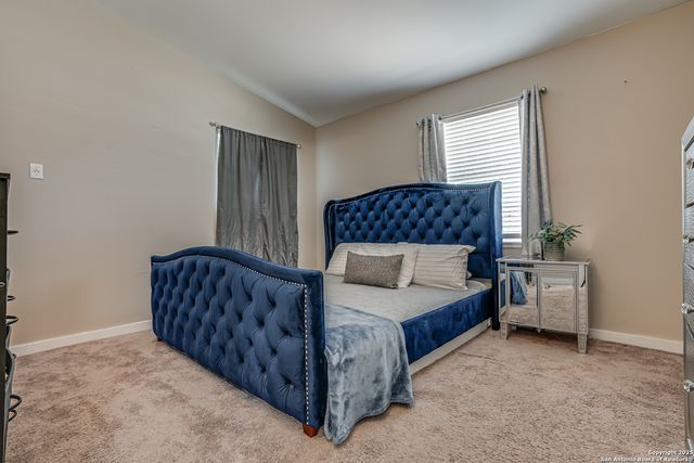 5011 Village Lawn, San Antonio, TX 78218