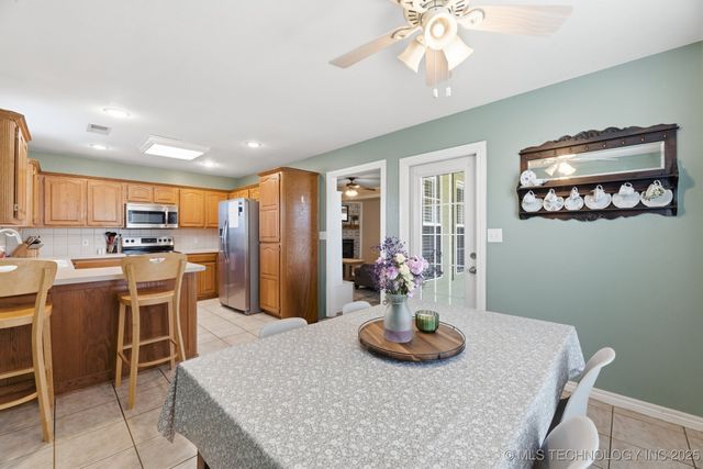 12960 N 131st Avenue E, Collinsville, OK 74021