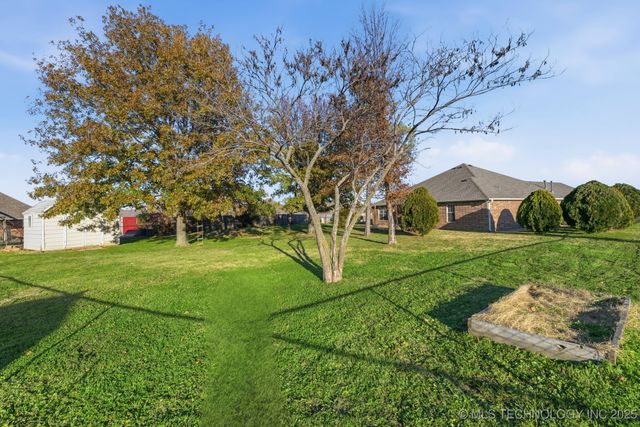 12960 N 131st Avenue E, Collinsville, OK 74021