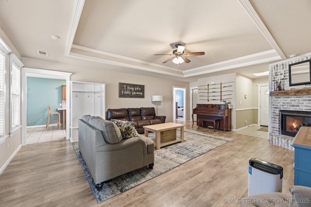 12960 N 131st Avenue E, Collinsville, OK 74021