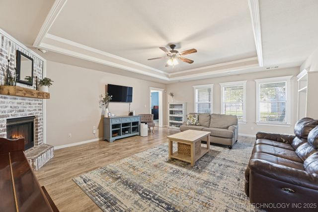 12960 N 131st Avenue E, Collinsville, OK 74021