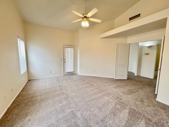 1576 W Kesler Lane, Chandler, AZ 85224