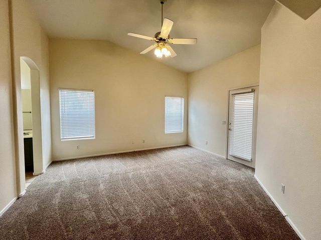 1576 W Kesler Lane, Chandler, AZ 85224